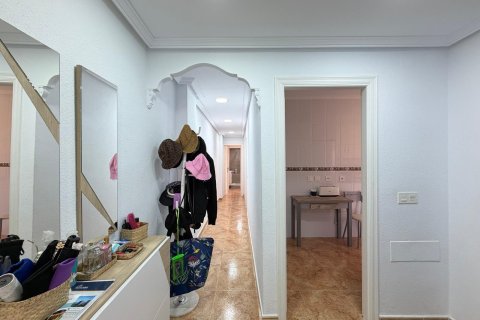 Dzīvoklis pārdošanā Torrevieja, Alicante, Spānijā 3 istabas, 95 m2 Nr. 165882 - attēls 5