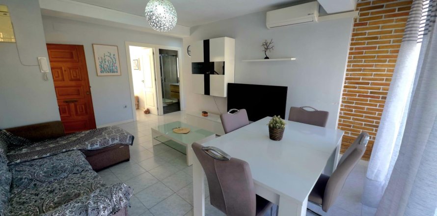 Apartment à El Campello, Alicante, Espagne 2 chambres, 65 m2 No. 165881
