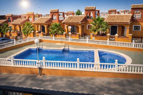 Appartamento in vendita a Torrevieja, Alicante, Spagna 79 mq. N° 165880 - foto 2