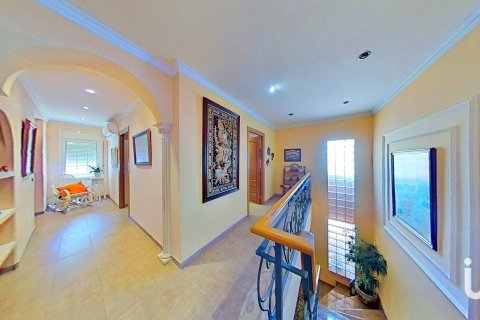 Hus till salu i Valls, Tarragona, Spanien 5 sovrum, 509 kvm. Nr. 153941 - foto 18