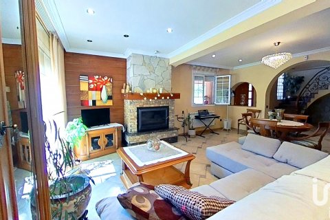 Hus till salu i Valls, Tarragona, Spanien 5 sovrum, 509 kvm. Nr. 153941 - foto 2