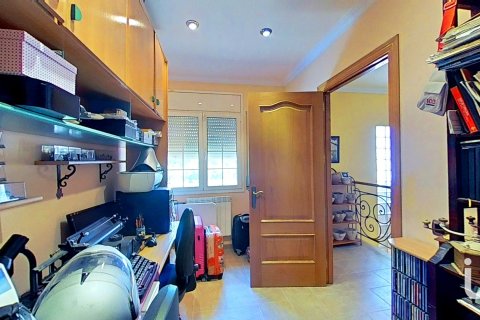 Hus till salu i Valls, Tarragona, Spanien 5 sovrum, 509 kvm. Nr. 153941 - foto 13