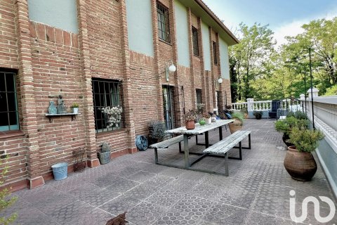 Dom w L'Ametlla Del Valles, Barcelona, Hiszpania 5 sypialni, 3125 mkw. nr 153942 – zdjęcie 9