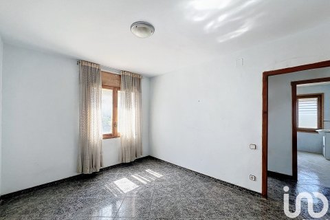 Talo myytävänä Castellvi de Rosanes, Barcelona, Espanja, 4 makuuhuonetta, 188 m2 No. 153940 - kuva 11