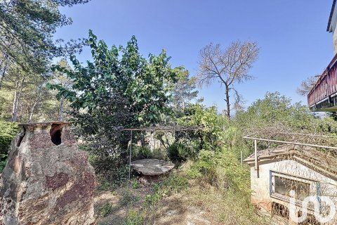 Talo myytävänä Castellvi de Rosanes, Barcelona, Espanja, 4 makuuhuonetta, 188 m2 No. 153940 - kuva 28