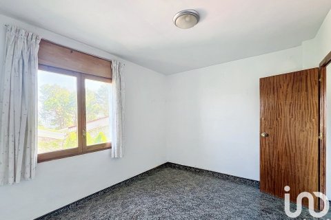 Talo myytävänä Castellvi de Rosanes, Barcelona, Espanja, 4 makuuhuonetta, 188 m2 No. 153940 - kuva 14