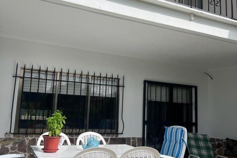 Dom w Chozas de Abajo, Leon, Hiszpania 4 sypialnie, 244 mkw. nr 153944 – zdjęcie 13