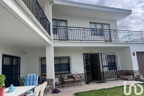 Dom w Chozas de Abajo, Leon, Hiszpania 4 sypialnie, 244 mkw. nr 153944 – zdjęcie 2