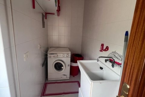 Dom w Chozas de Abajo, Leon, Hiszpania 4 sypialnie, 244 mkw. nr 153944 – zdjęcie 27