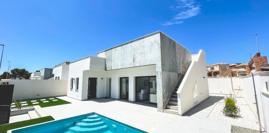 Villa in Pilar de la Horadada, Alicante, Spanien 3 Schlafzimmer, 116 m2 Nr. 145848