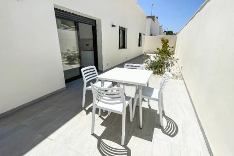 Villa zum Verkauf in Pilar de la Horadada, Alicante, Spanien 3 Schlafzimmer, 116 m2 Nr. 145848 - Foto 4