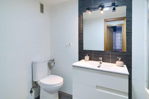 Apartment for sale Valencia, Spain 4 bedrooms, 145 sq.m. No. 133313 - photo 22