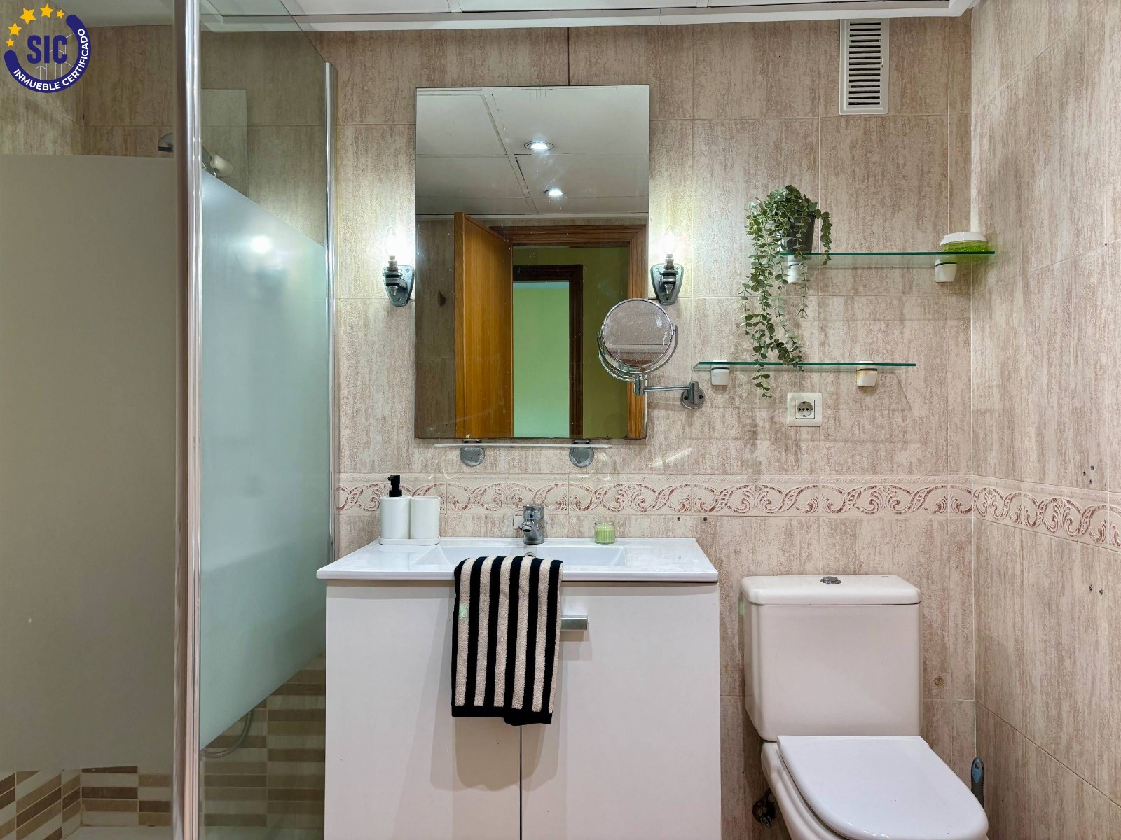 Apartment à Valencia, Espagne 2 chambres, 88 m2 No. 133316