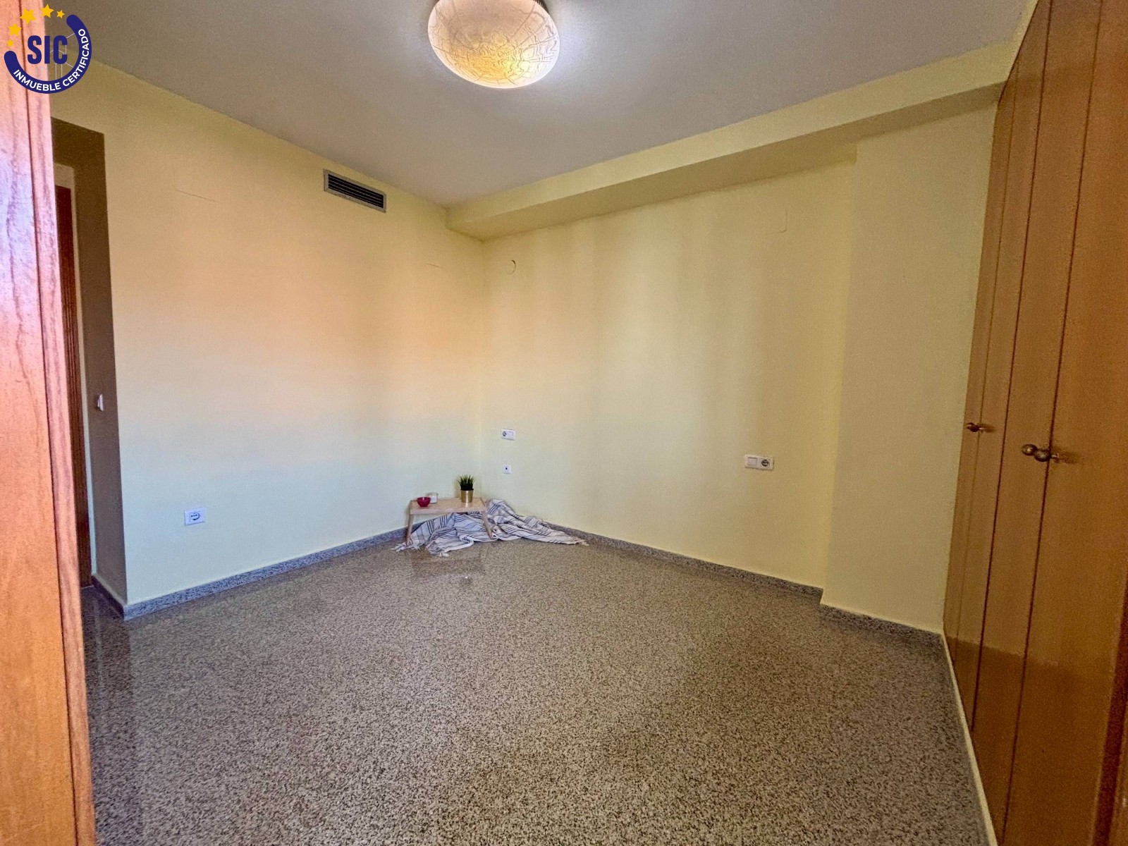Apartment à Valencia, Espagne 2 chambres, 88 m2 No. 133316