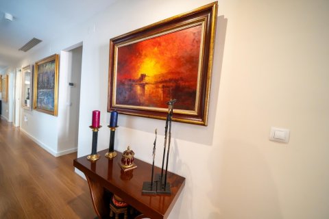 Apartamento en venta Valencia, València, España 4 dormitorios, 256 m2 No. 133315 - foto 28