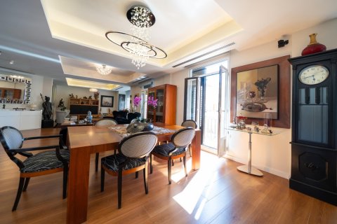 Apartamento en venta Valencia, València, España 4 dormitorios, 256 m2 No. 133315 - foto 3