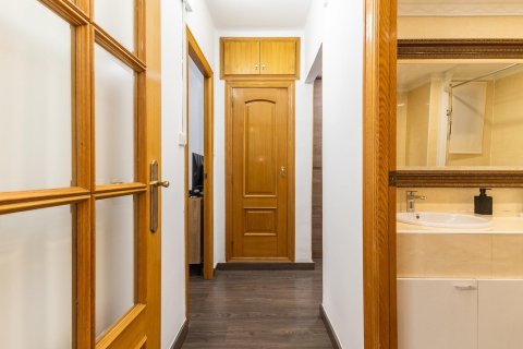 Apartment for sale Valencia, Spain 3 bedrooms, 104 sq.m. No. 133317 - photo 4