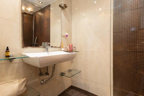 Apartment for sale Valencia, Spain 3 bedrooms, 104 sq.m. No. 133317 - photo 23
