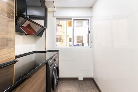 Apartment for sale Valencia, Spain 3 bedrooms, 104 sq.m. No. 133317 - photo 18
