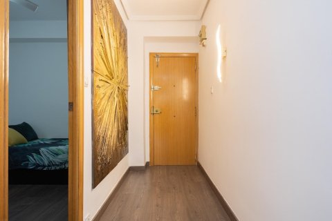 Apartment for sale Valencia, Spain 3 bedrooms, 104 sq.m. No. 133317 - photo 2