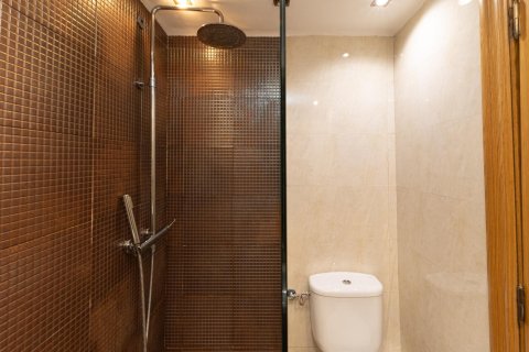 Apartment for sale Valencia, Spain 3 bedrooms, 104 sq.m. No. 133317 - photo 24