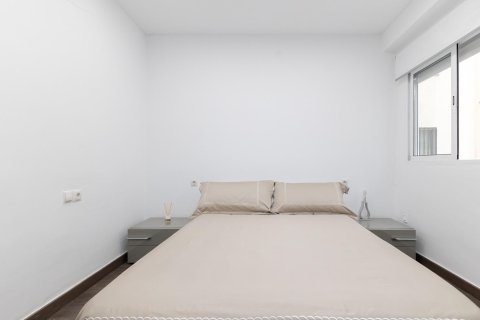 Apartment for sale Valencia, Spain 3 bedrooms, 104 sq.m. No. 133317 - photo 14