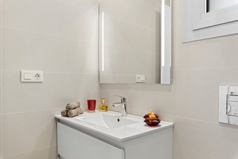 Apartment for sale Alicante, Spain 2 bedrooms, 297 sq.m. No. 136609 - photo 6