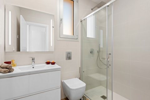 Huoneisto myytävänä Alicante, Espanja, 2 makuuhuonetta, 297 m2 No. 136609 - kuva 22