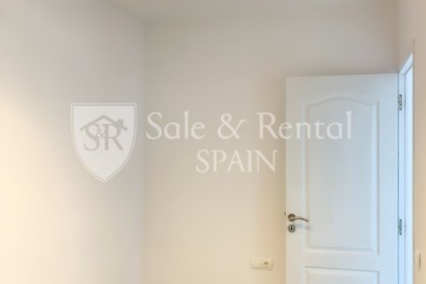Huoneisto myytävänä Sant Feliu de Guixols, Girona, Espanja, 3 makuuhuonetta, 54 m2 No. 166395 - kuva 26