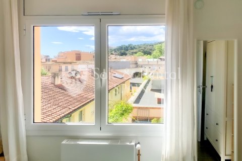 Huoneisto myytävänä Sant Feliu de Guixols, Girona, Espanja, 3 makuuhuonetta, 54 m2 No. 166395 - kuva 12