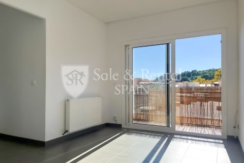 Huoneisto myytävänä Sant Feliu de Guixols, Girona, Espanja, 3 makuuhuonetta, 54 m2 No. 166395 - kuva 6