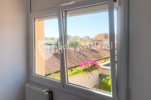 Huoneisto myytävänä Sant Feliu de Guixols, Girona, Espanja, 3 makuuhuonetta, 54 m2 No. 166395 - kuva 10