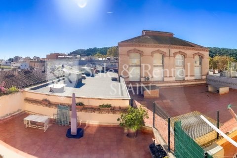 Huoneisto myytävänä Sant Feliu de Guixols, Girona, Espanja, 3 makuuhuonetta, 54 m2 No. 166395 - kuva 9