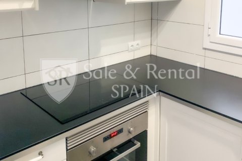 Huoneisto myytävänä Sant Feliu de Guixols, Girona, Espanja, 3 makuuhuonetta, 54 m2 No. 166395 - kuva 20