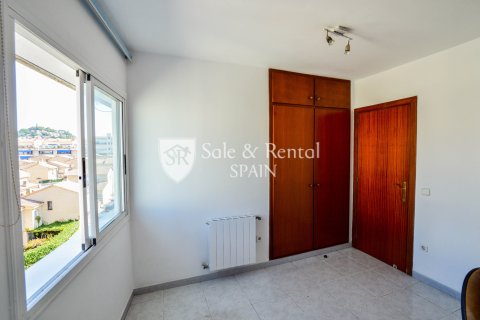 Huoneisto myytävänä Blanes, Girona, Espanja, 3 makuuhuonetta, 88 m2 No. 166396 - kuva 17