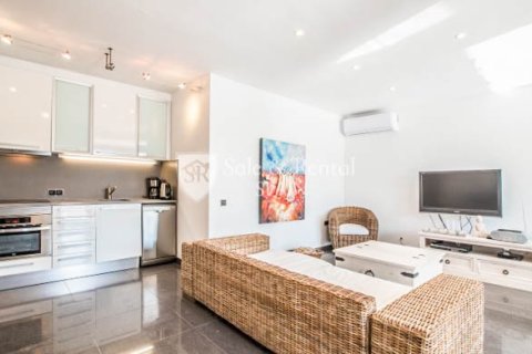Talo myytävänä Lloret de Mar, Girona, Espanja, 4 makuuhuonetta, 109 m2 No. 166394 - kuva 4
