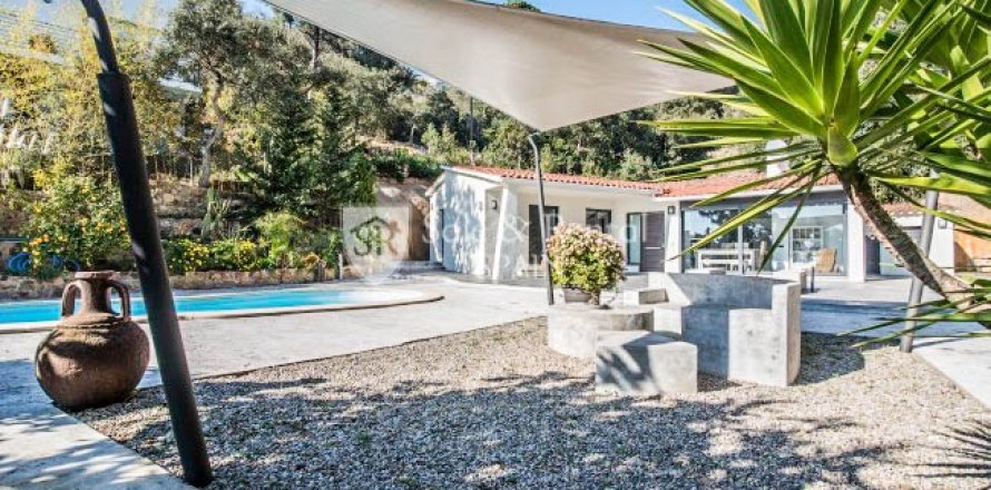 Talo Lloret de Mar, Girona, Espanja 4 makuuhuonetta, 109 m2 No. 166394