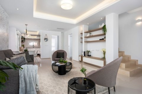 Продажа таухауса в Сьюдад Кесада, Аликанте, Испания 3 спальни, 134м2 №145959 - фото 6