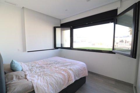 Продажа виллы в Кабо Роиг, Аликанте, Испания 3 спальни, 140м2 №145954 - фото 10