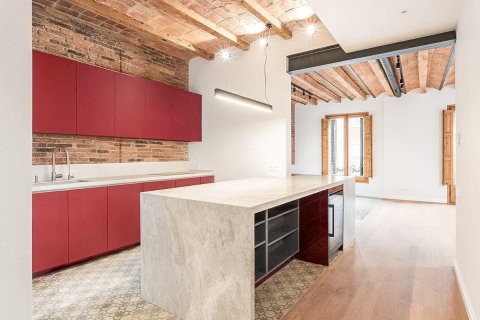 Apartment à vendre à Barcelona, Espagne, 3 chambres, No. 140984 - photo 2