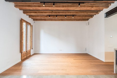 Apartment à vendre à Barcelona, Espagne, 3 chambres, No. 140984 - photo 5