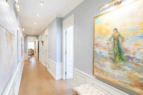 Продажа таухауса в Барселона, Испания 4 спальни,  №140988 - фото 29