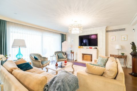 Продажа таухауса в Барселона, Испания 4 спальни,  №140988 - фото 4