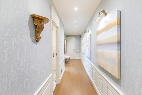 Продажа таухауса в Барселона, Испания 4 спальни,  №140988 - фото 19