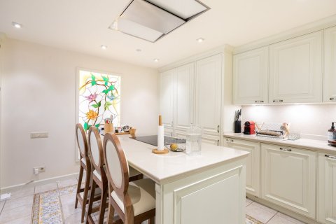 Продажа таухауса в Барселона, Испания 4 спальни,  №140988 - фото 10