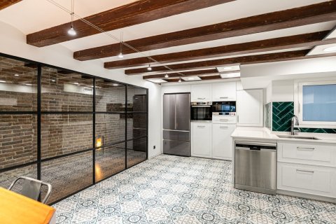 Lägenhet till salu i Barcelona, Spanien 3 sovrum, Nr. 140987 - foto 19