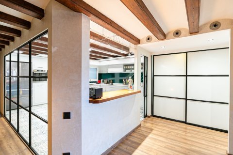 Lägenhet till salu i Barcelona, Spanien 3 sovrum, Nr. 140987 - foto 17