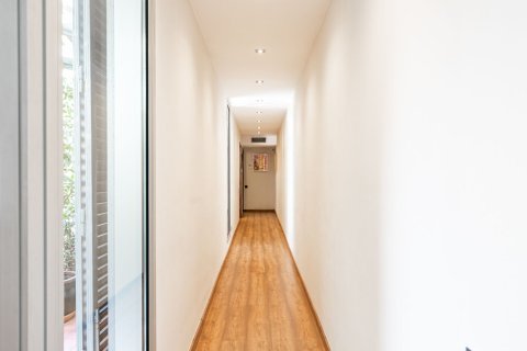 Lägenhet till salu i Barcelona, Spanien 3 sovrum, Nr. 140987 - foto 13