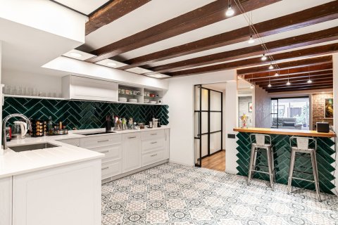 Lägenhet till salu i Barcelona, Spanien 3 sovrum, Nr. 140987 - foto 2