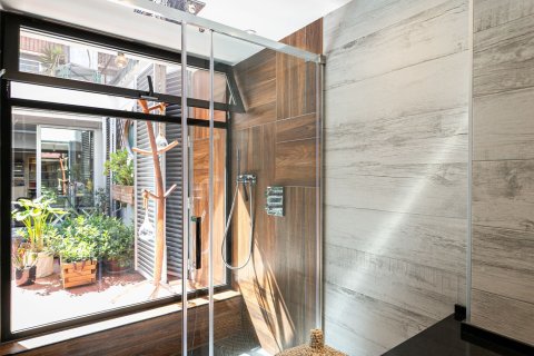 Lägenhet till salu i Barcelona, Spanien 3 sovrum, Nr. 140987 - foto 3